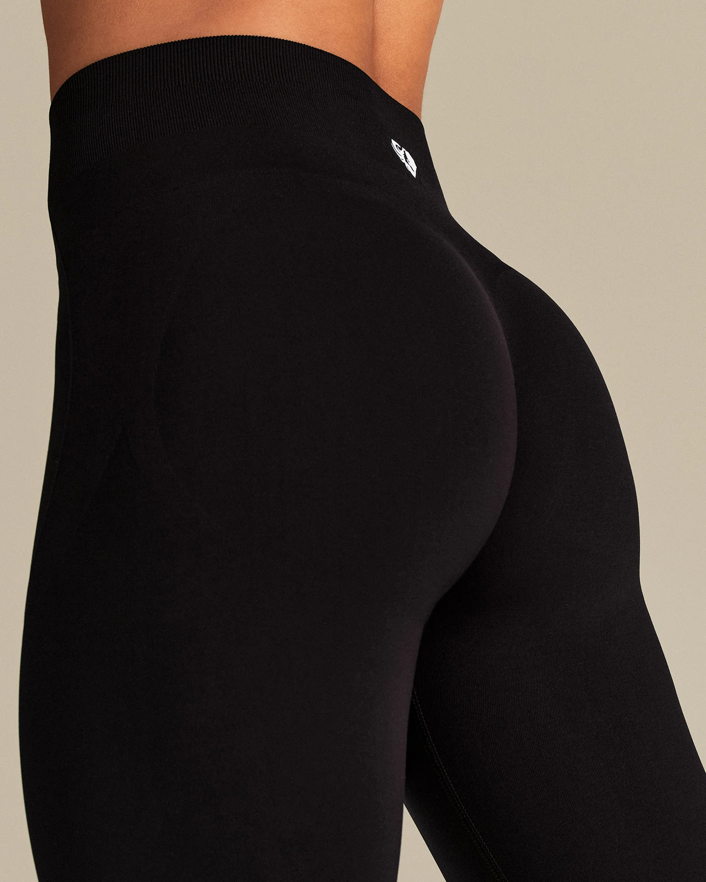Define 2.0 High Waist Scrunch Leggings | Black - Image 4