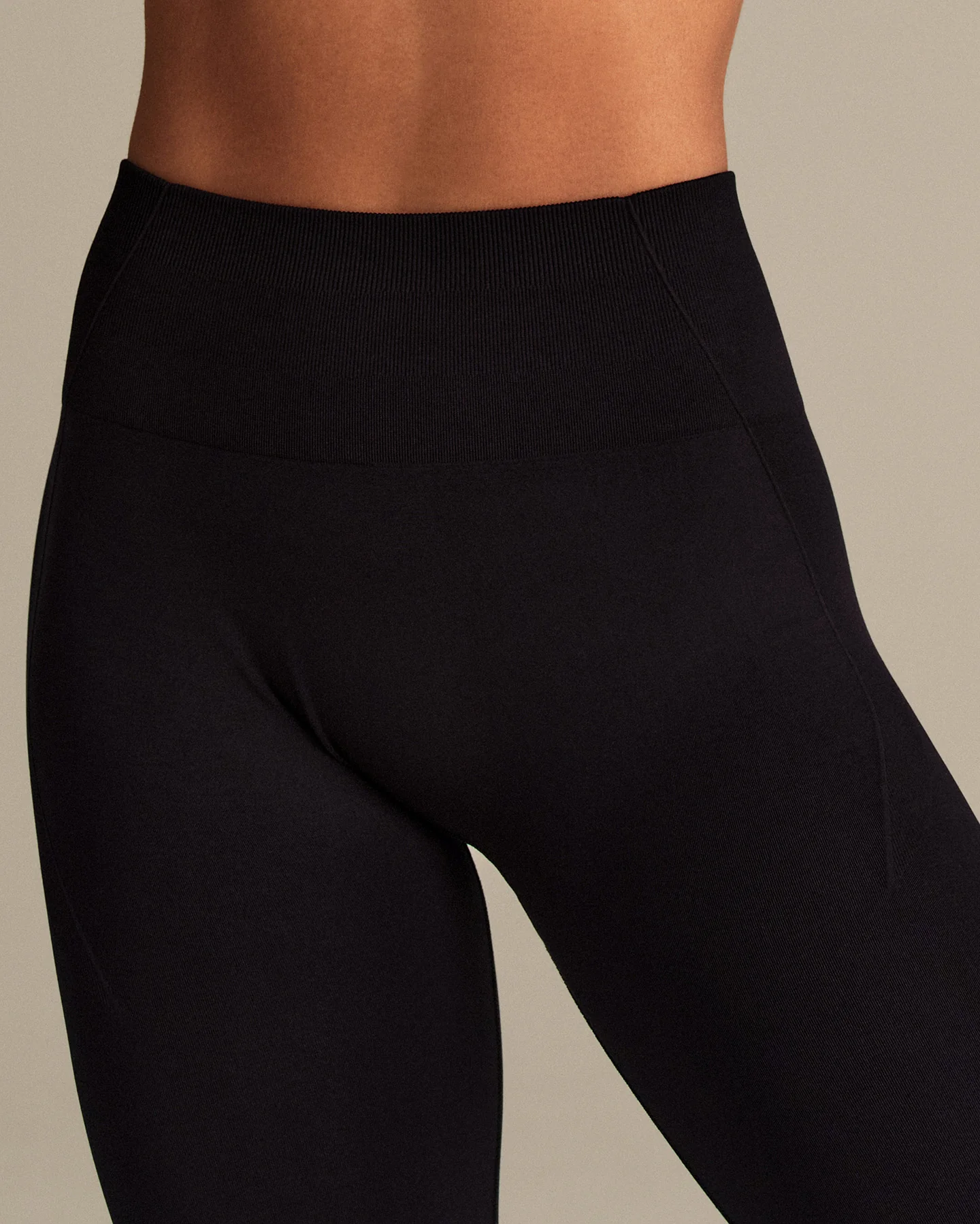 Define 2.0 High Waist Scrunch Leggings | Black - Image 7