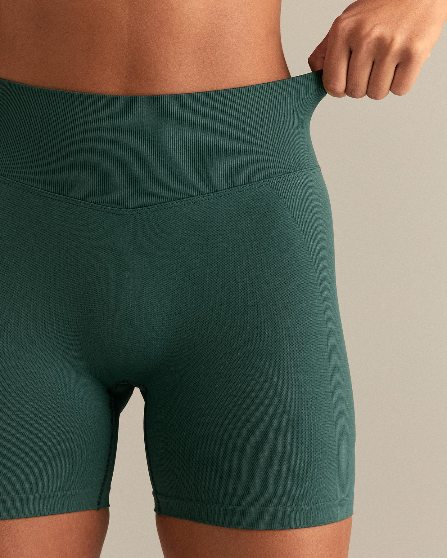 Emphasize Mid Waist 5" Shorts | Evergreen - Image 6